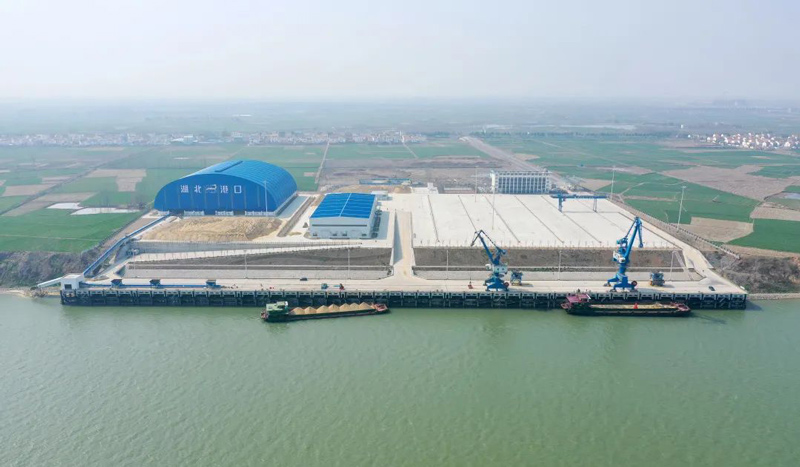 Weihua Provide Port Crane Solutions for Inland River Port