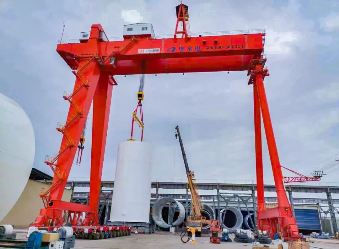 600t-hydropower-gantry-crane (2).jpg